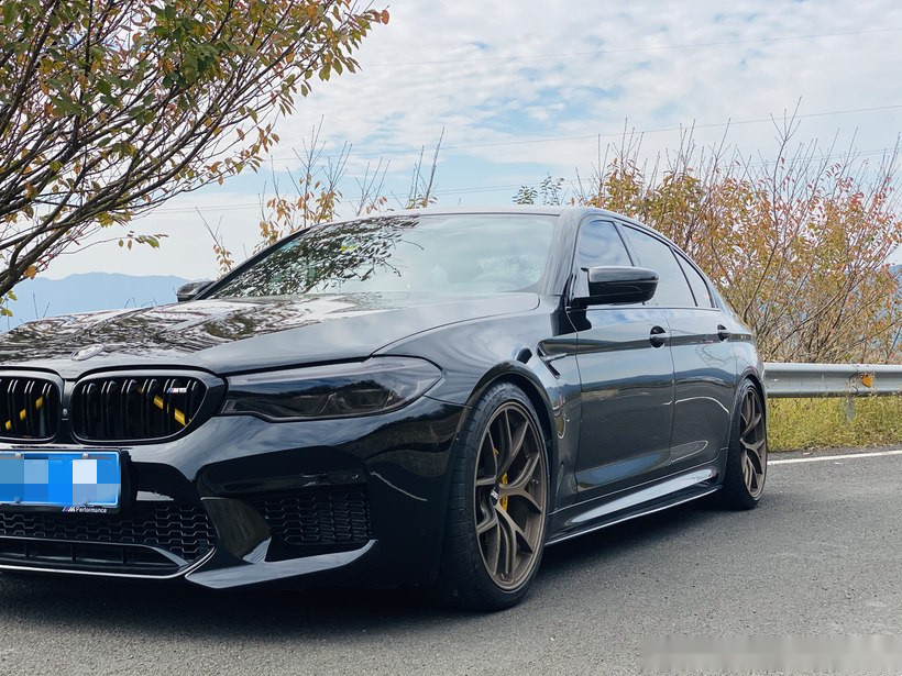 黑武士的改装历程,宝马530li改装分享