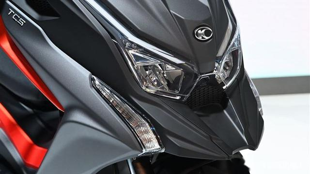 8ps@7,250rpm最大扭力:30nm@5,750rpm前悬吊:潜望式前叉后避震:后双