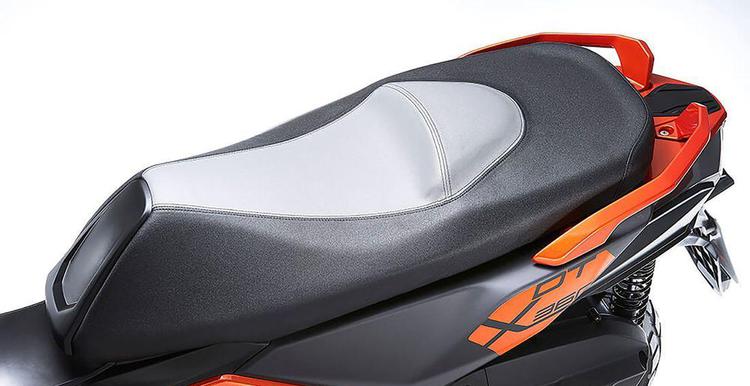 光阳adv踏板dtx360参数配置公布,售价会比赛艇300贵多少_易车