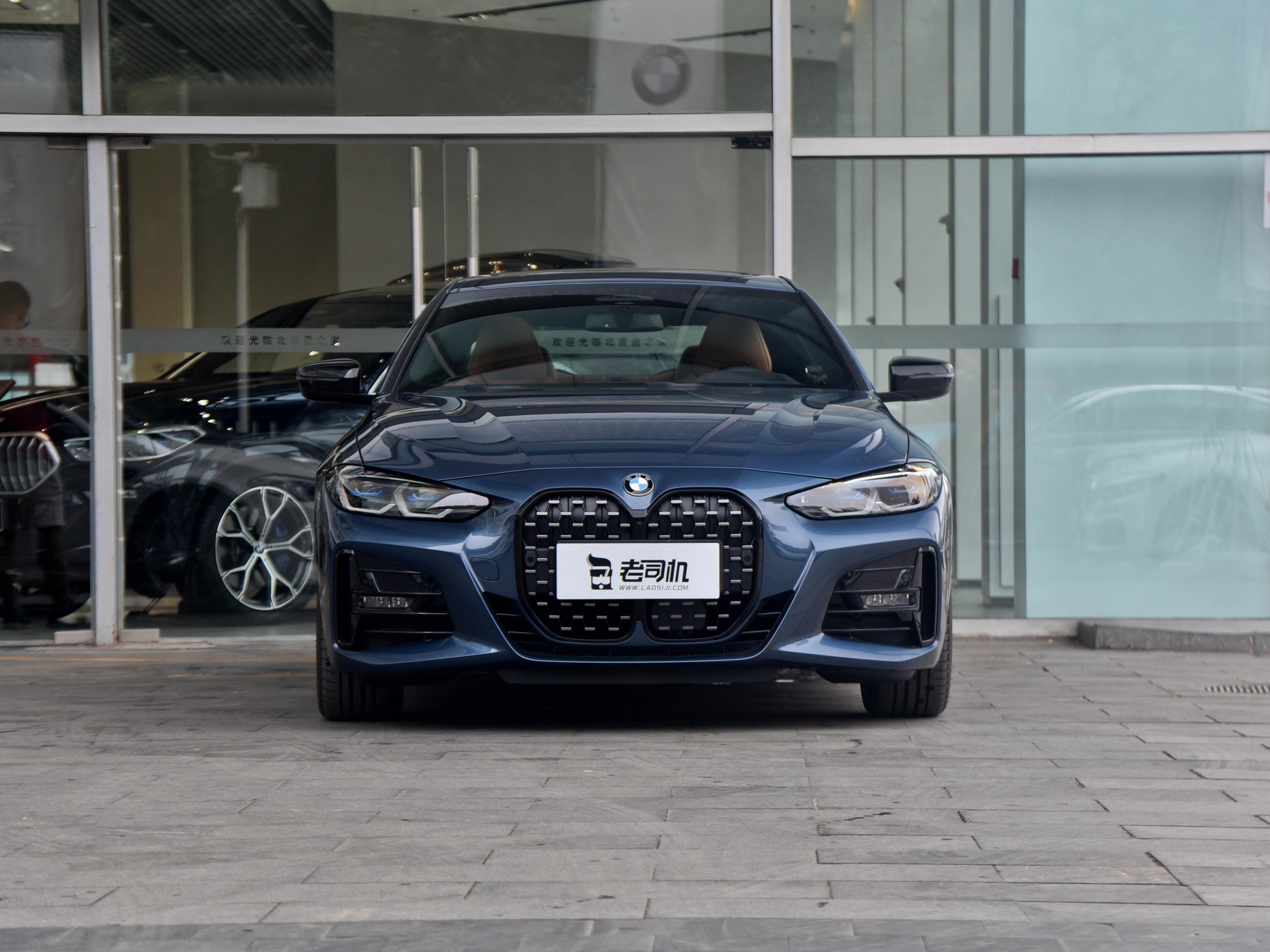 宝马终于坐不住了,新车2.0t爆252马力,全面升级