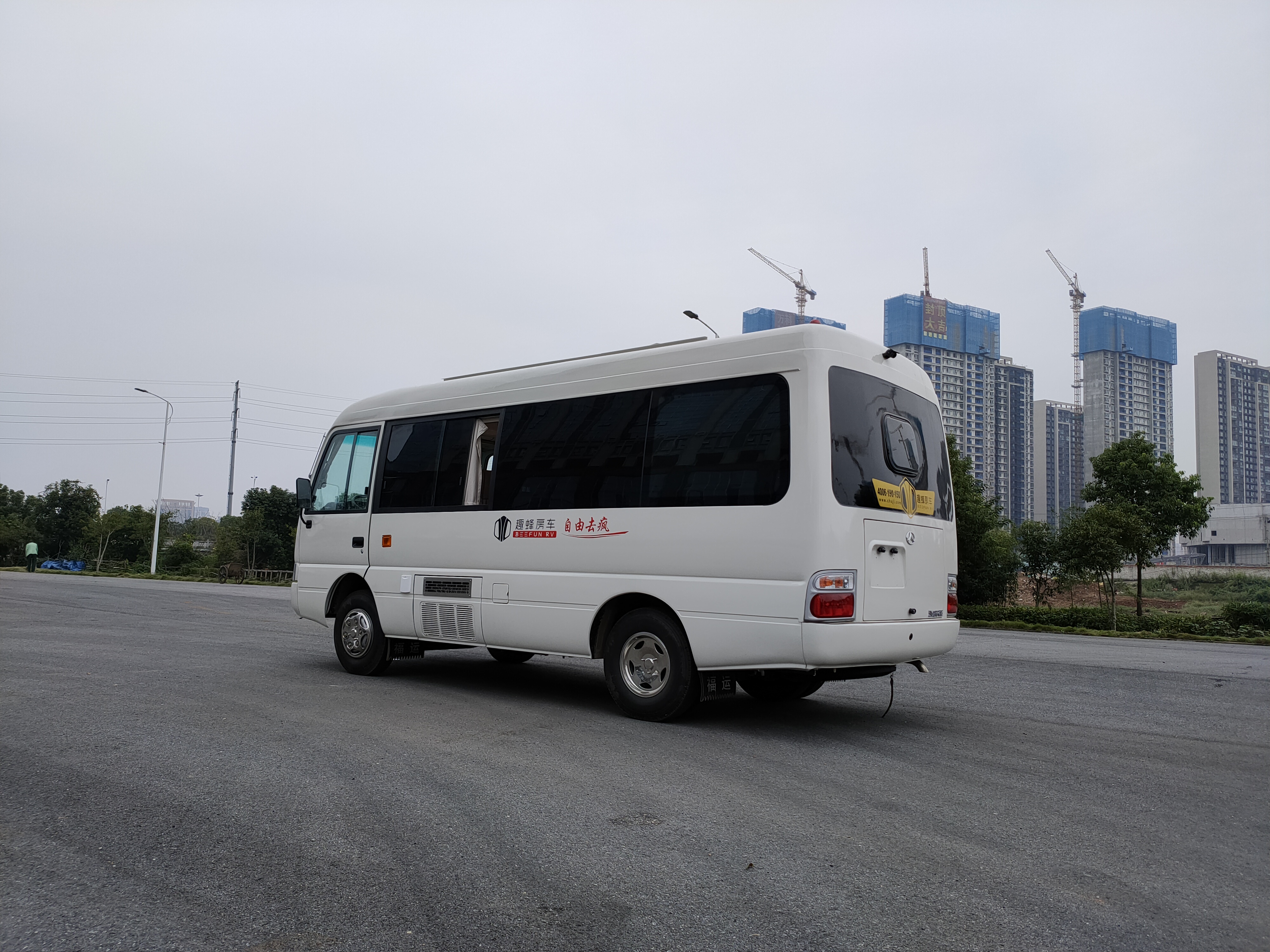 趣蜂江鈴羅莎房車空間最大的b型房車藍牌c1駕照就可以駕駛