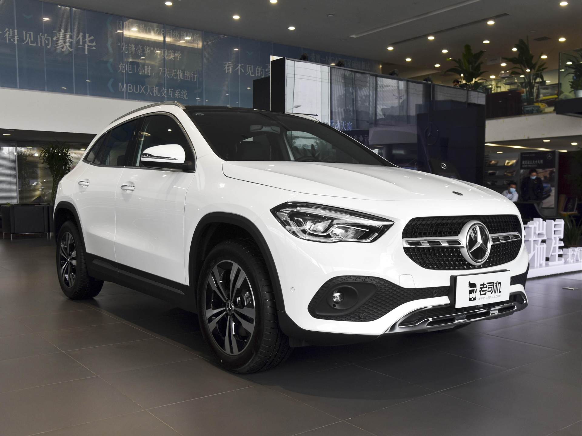 30万价格拿下奔驰suv内饰和gls差不多实拍奔驰gla