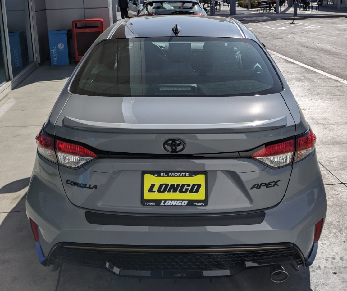 水泥灰丰田雷凌到店实拍18l动力远比思域更性能