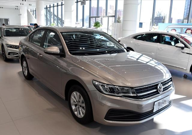 首批2021款大众宝来到店112万起12t动力成最大看点