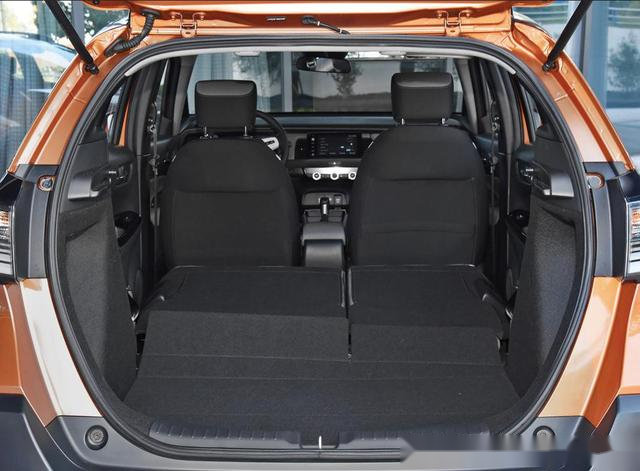 东风本田life来福酱无论动力空间还是配置都有越级表现