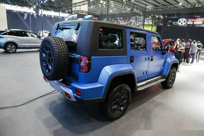 打卡广州车展北汽bj40国六柴油版发布油耗低更香了