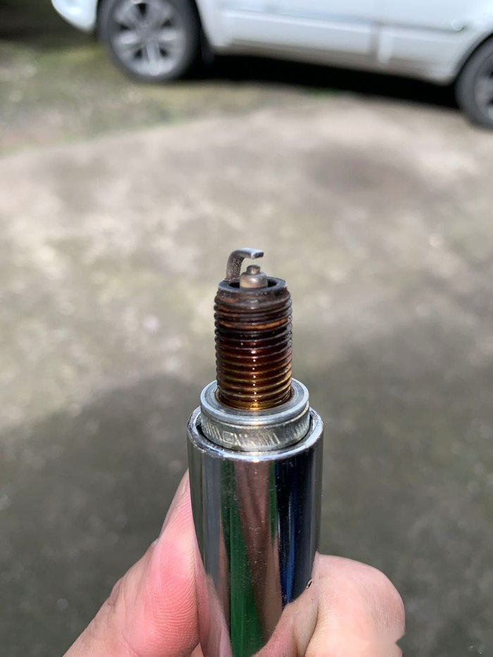 宝骏310换博士bosch火花塞4个花了22块钱还包邮这能是真货吗