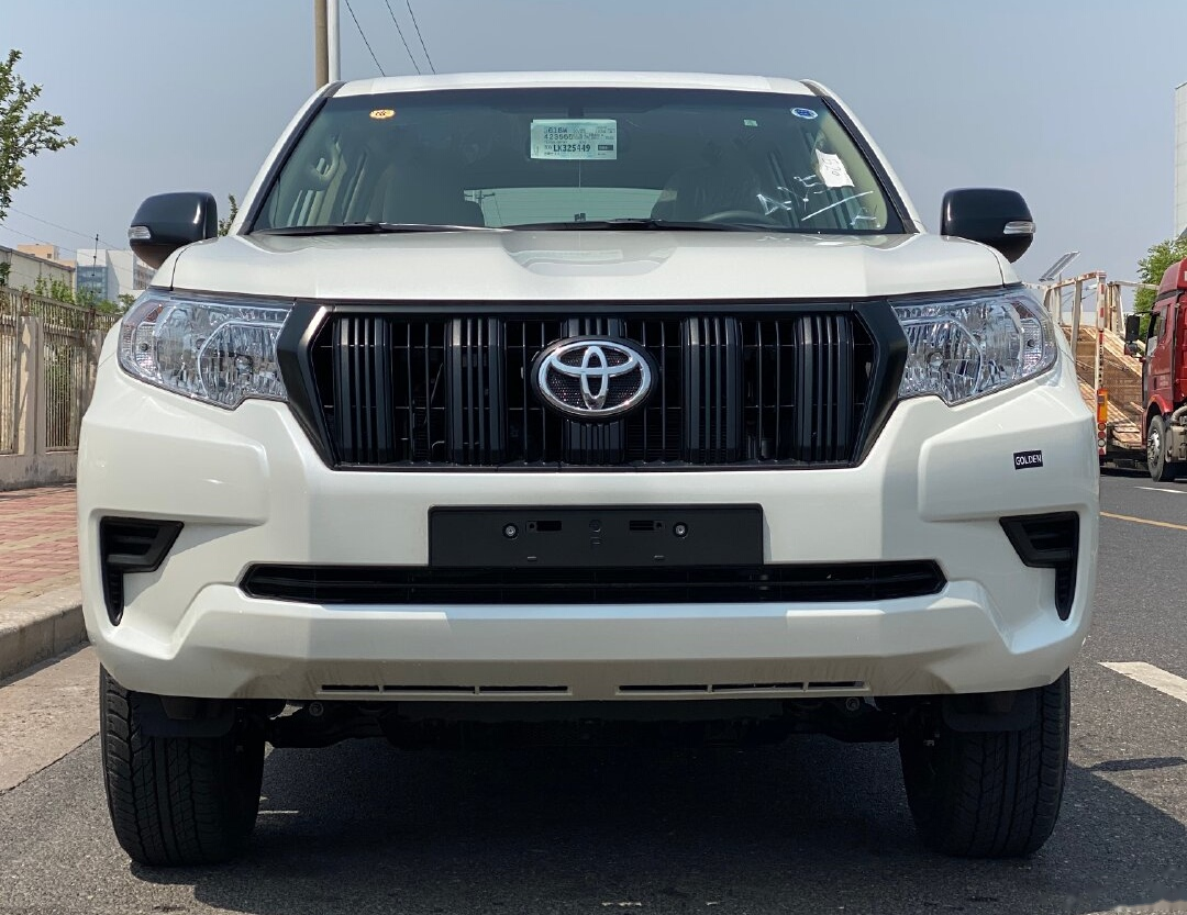 低配丰田普拉多提车落地47万27升四驱网友最后的倔强