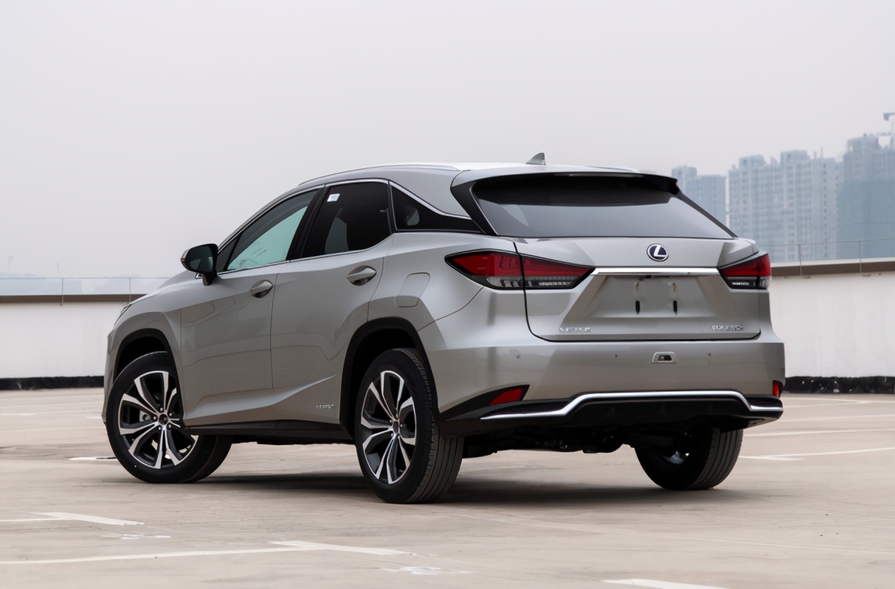 雷克萨斯rx轴距-轮圈-显示屏-易车