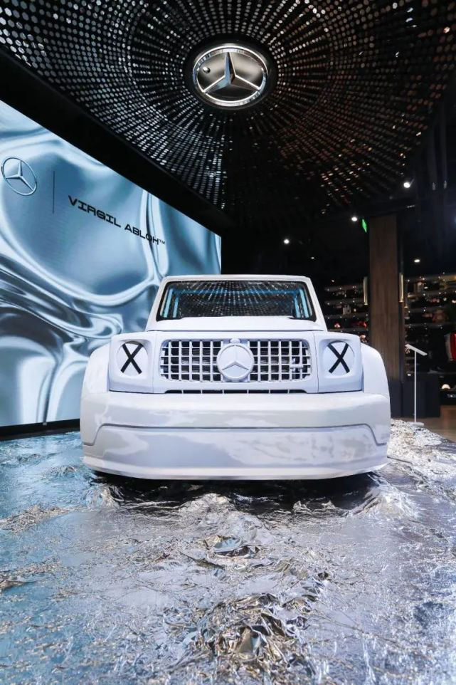 gela04ndewagen艺术概念车由梅赛德斯-奔驰首席设计官瓦格纳,与off