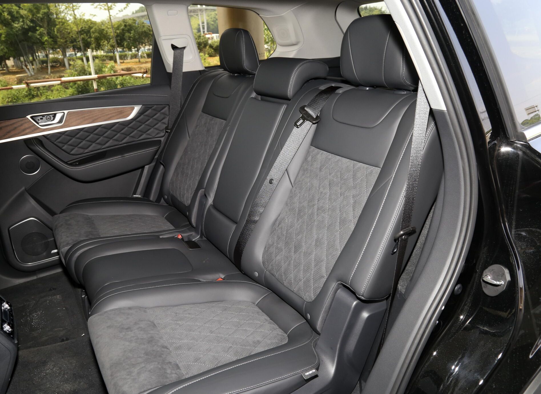 月销1千红旗hs7还能撑多久会不会步了哈弗h8的后尘