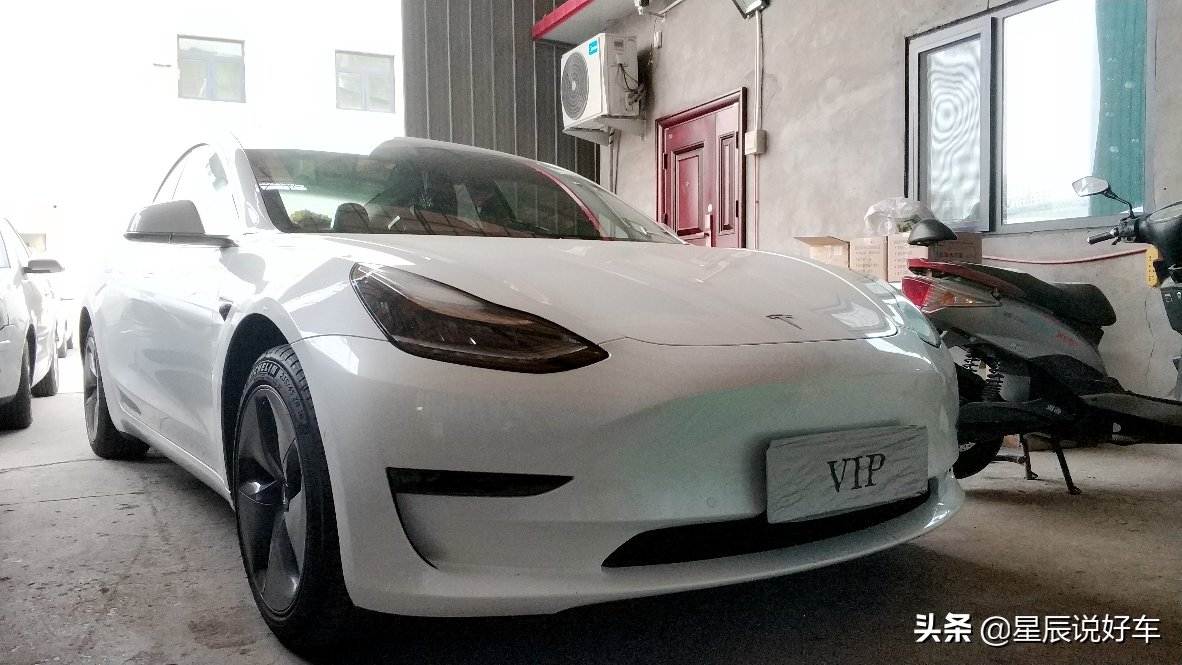 特斯拉model3價格(特斯拉model3價格及圖片)