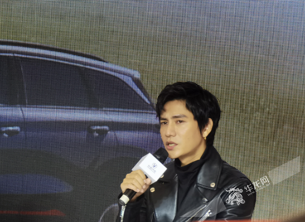 但是大部分都是浮于表面的宣传目的,而长安汽车与我国著名演员陈坤的