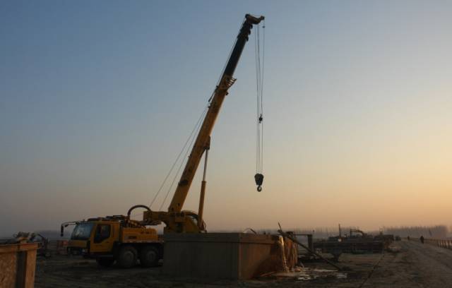 做一名吊车老板难啊