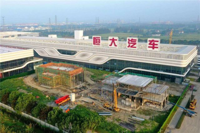 继路跑谍照后恒驰1的内饰首次曝光看来离买到恒大汽车不远了