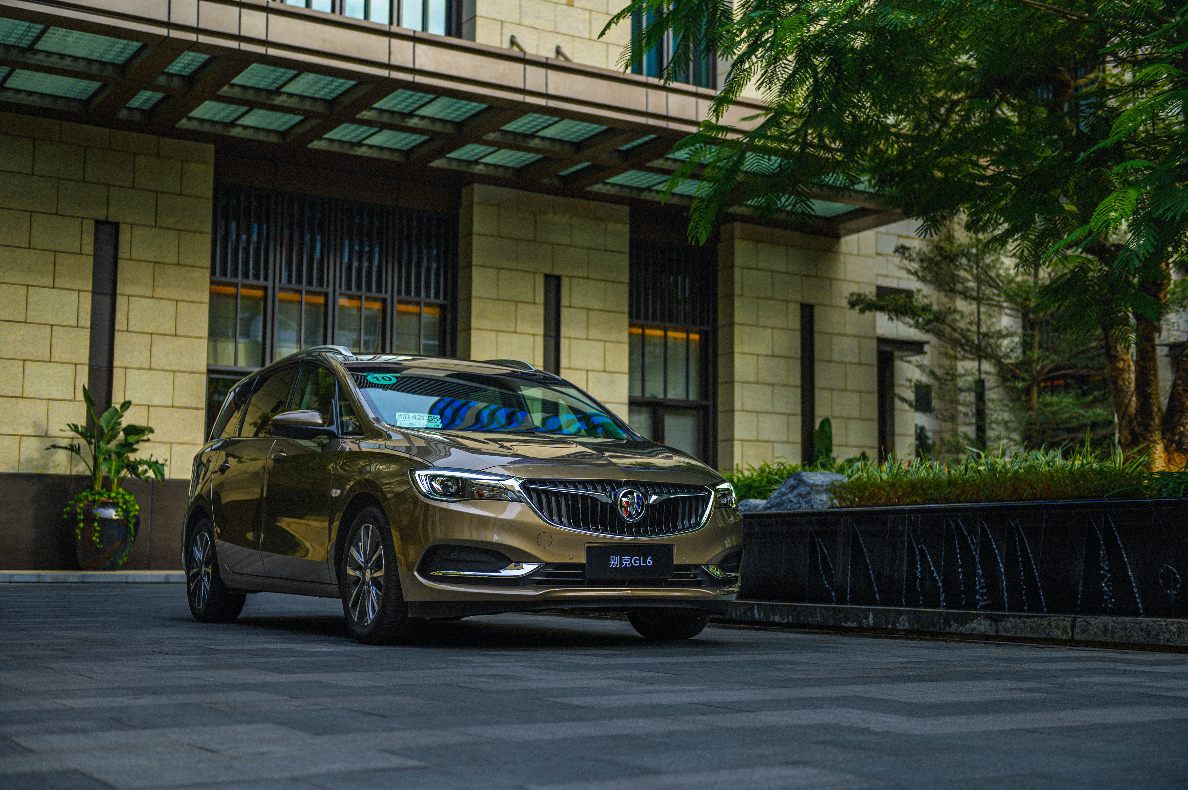 品质更上一层,suger实拍别克2021款gl6 323t_易车网