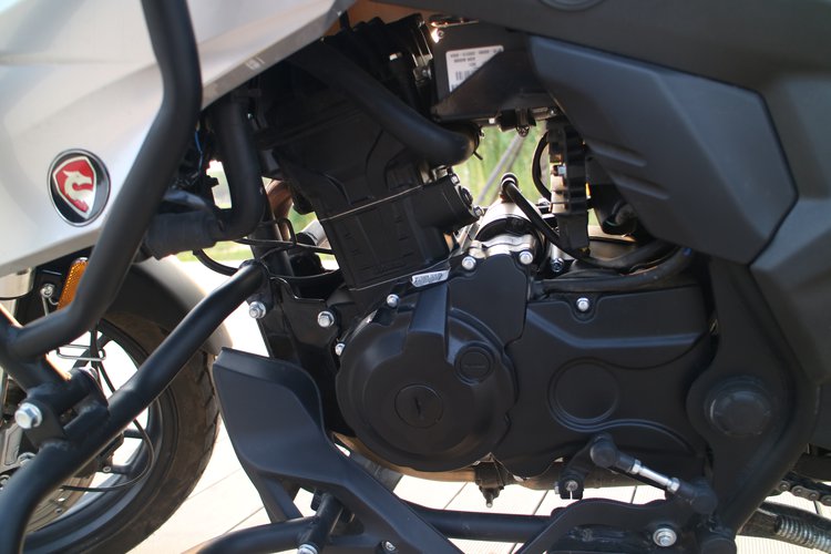 小鸟也有大梦想2021款赛科龙rx1s动力系统详解