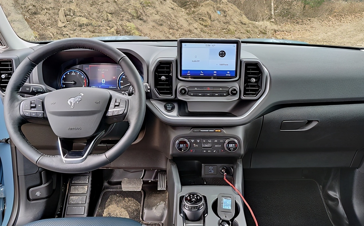 空间宽敞 外观硬派 内饰运动 福特bronco sport_易车网