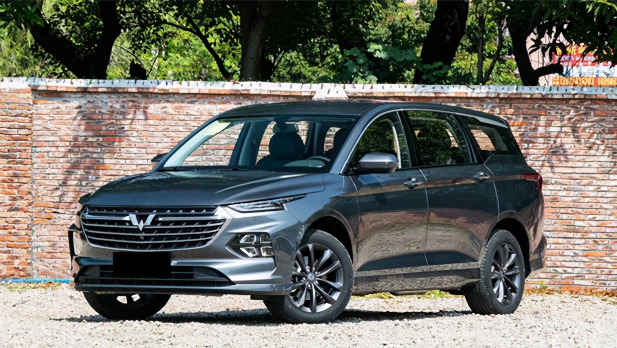 惊不惊喜意不意外五菱凯捷四座版售价1298万起