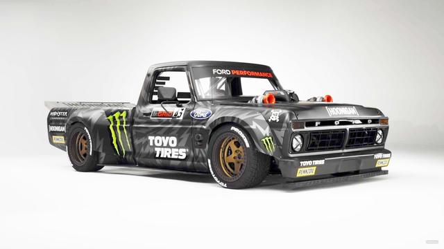 漂移大师ken block(砖叔)驾驶1977年福特f-150像父亲致敬_易车视频