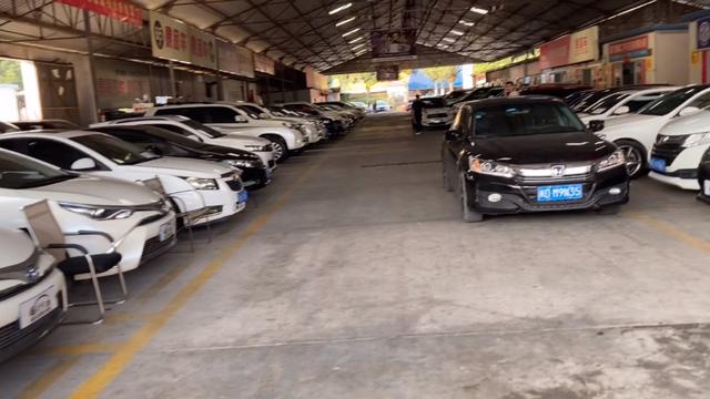 深圳二手车交易市场图片