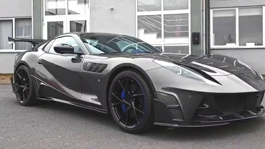 法拉利sf90 spider 自带mm上车功能?