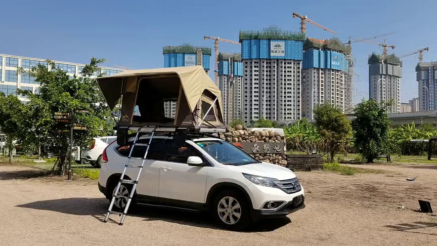 本田crv安装诺曼底车顶帐篷,越野硬汉瞬间变得柔情,搭配真完美