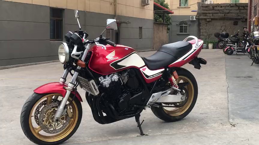 本田cb1代 骑不坏