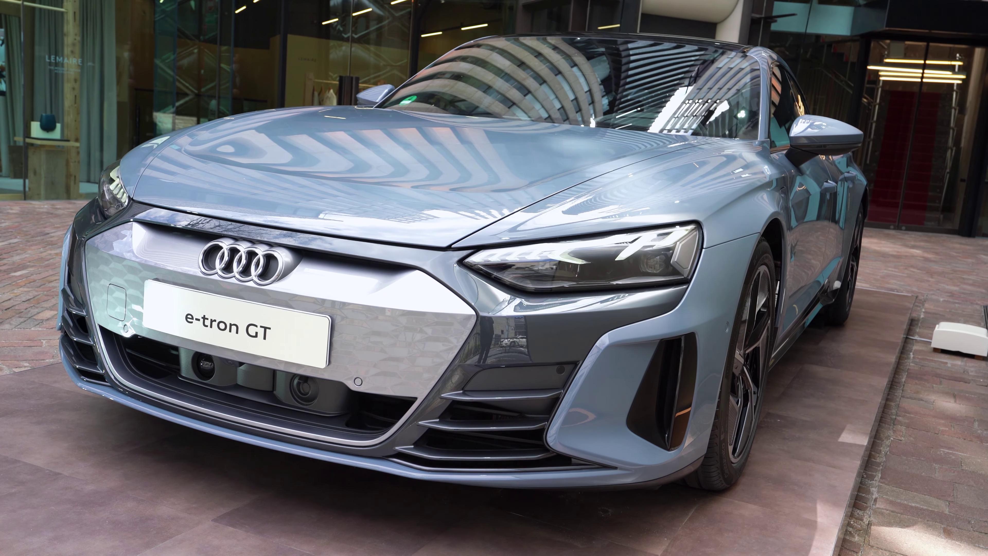 让奥迪粉热血沸腾的车!奥迪e-tron gt亮相