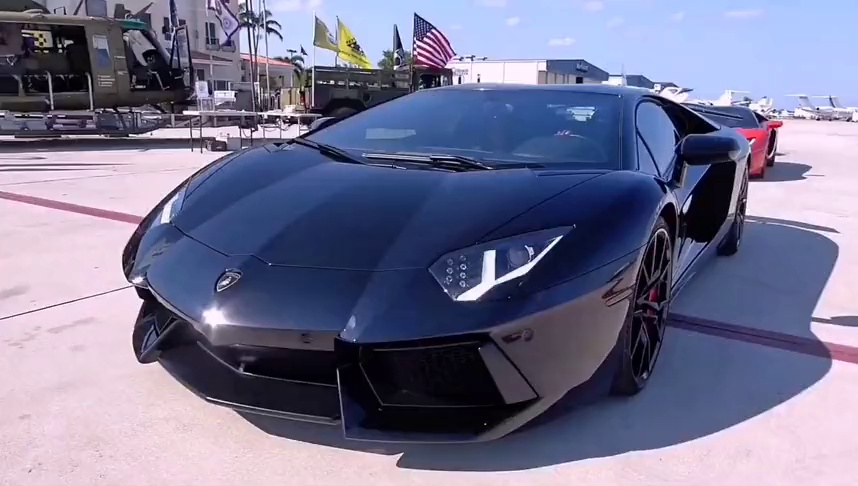 全新的限量版兰博基尼大牛svj,这颜值让人欲罢不能,千万以内最帅超跑