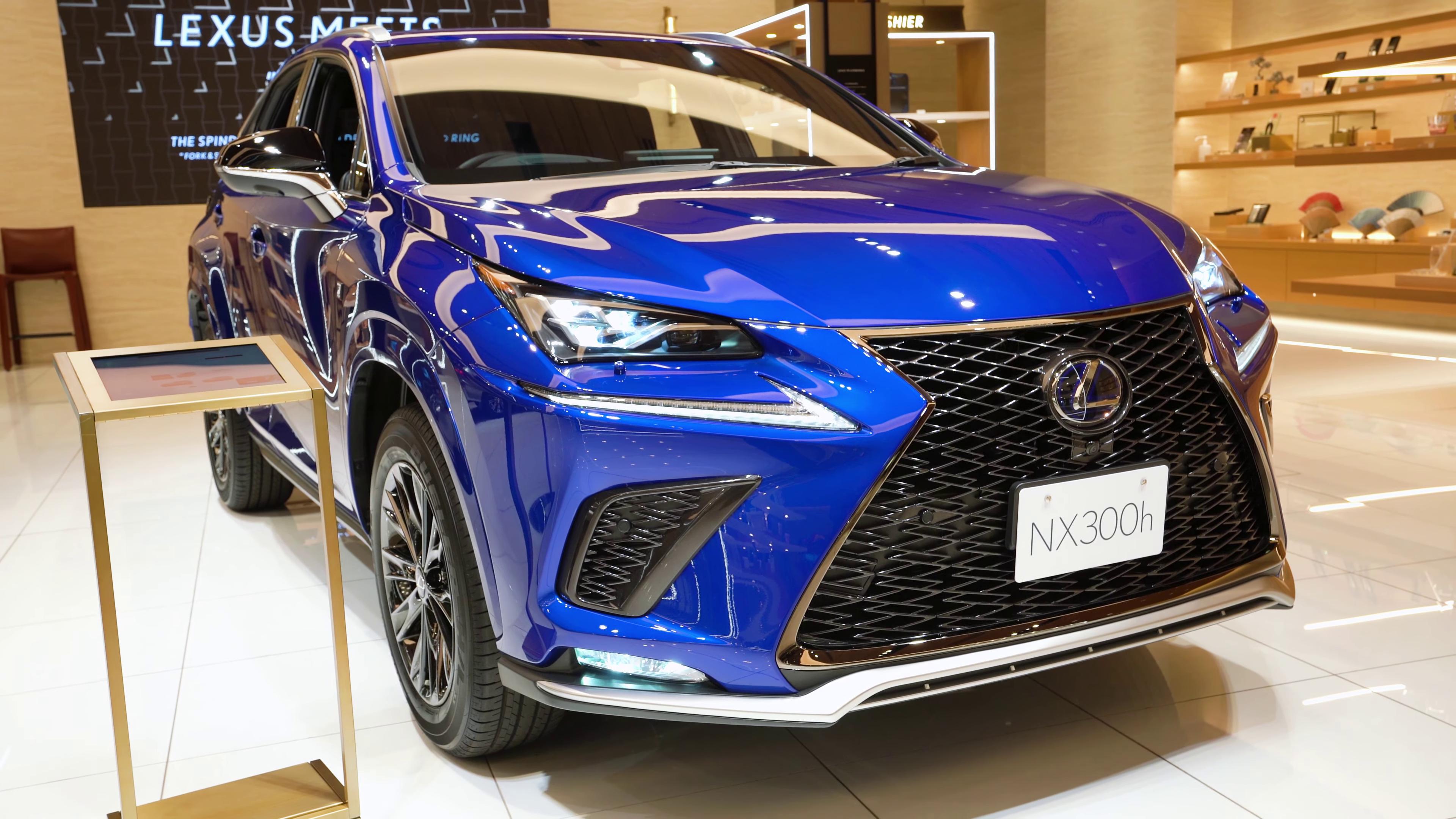 高清实拍雷克萨斯nx300h"酷炫":蓝色(2),全方位展示外观内饰