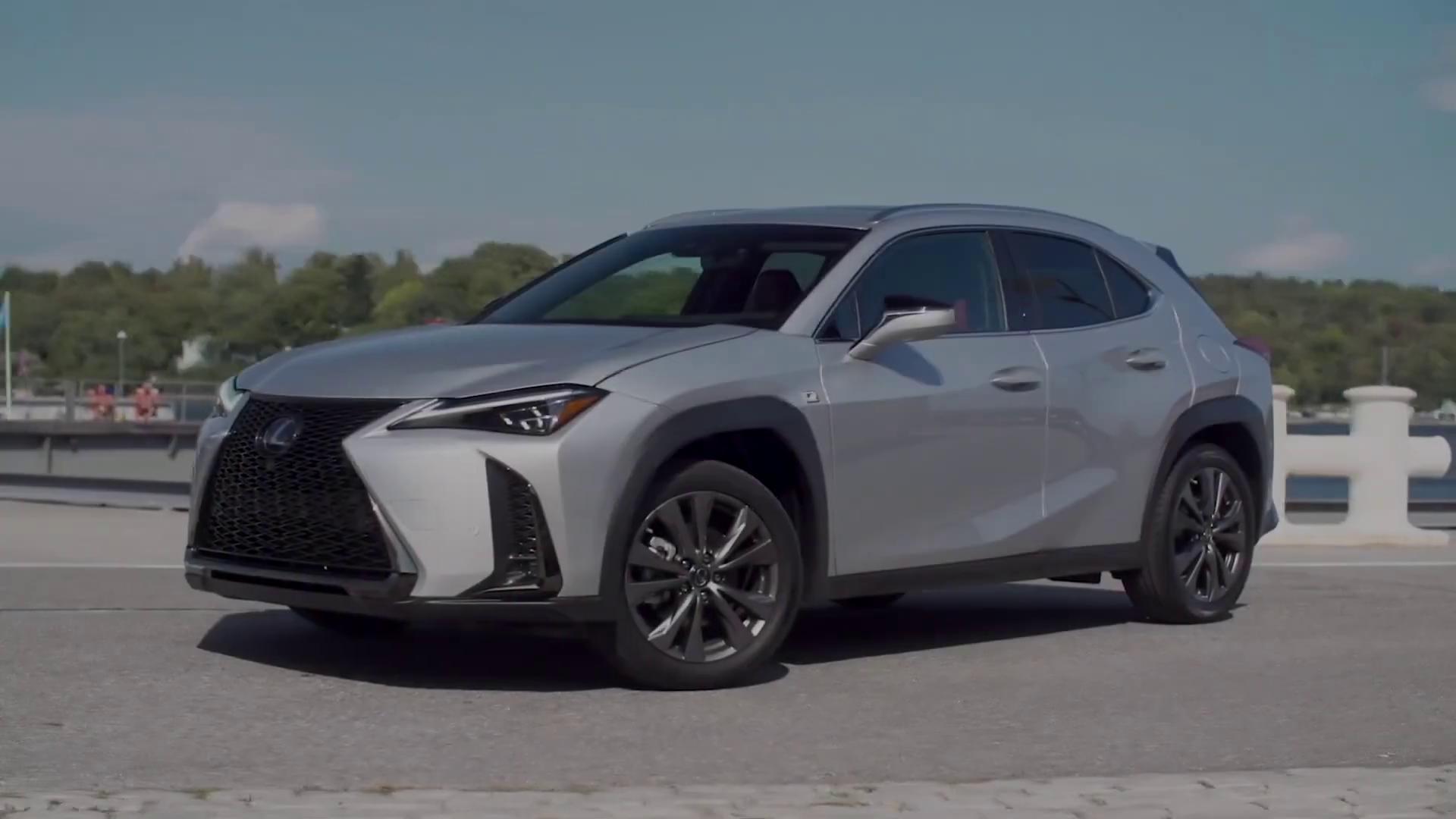 2021款雷克萨斯ux 200白金银f运动设计