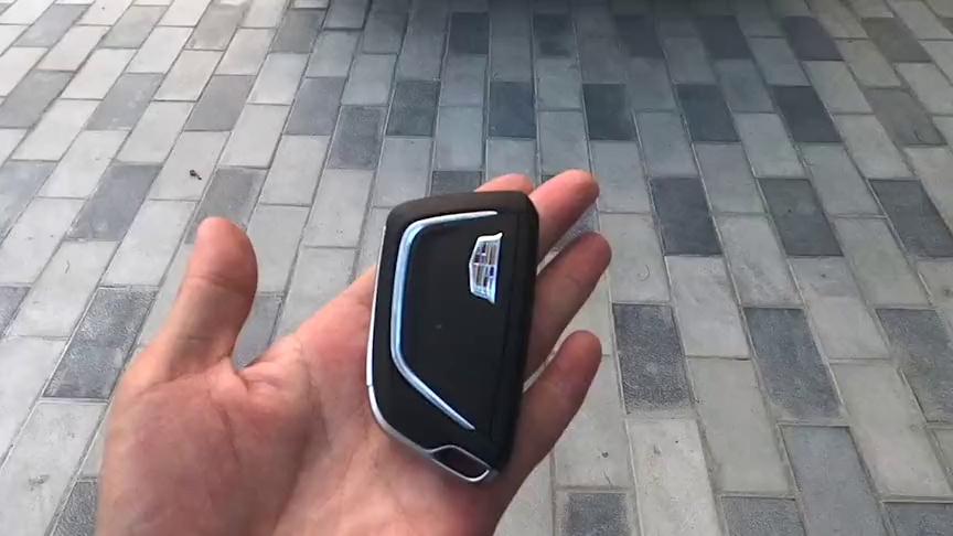 新提的2021款凯迪拉克凯雷德到货,按下钥匙看到配置,太帅了!