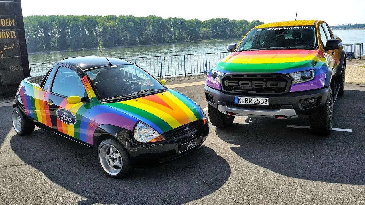 福特德国公司将开着这辆彩虹配色的福特野马去旅行_易车视频