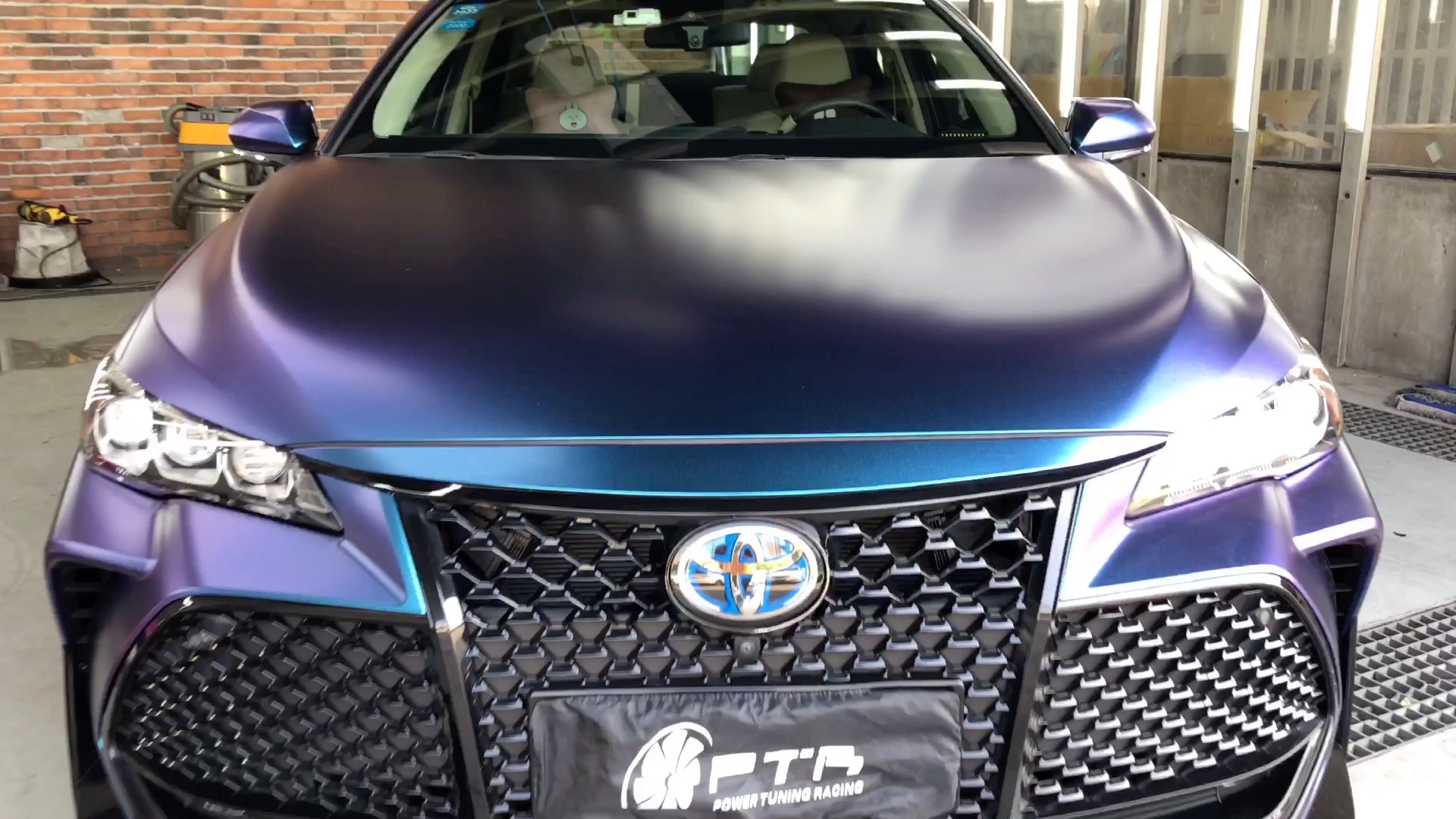 丰田亚洲龙改色膜案例