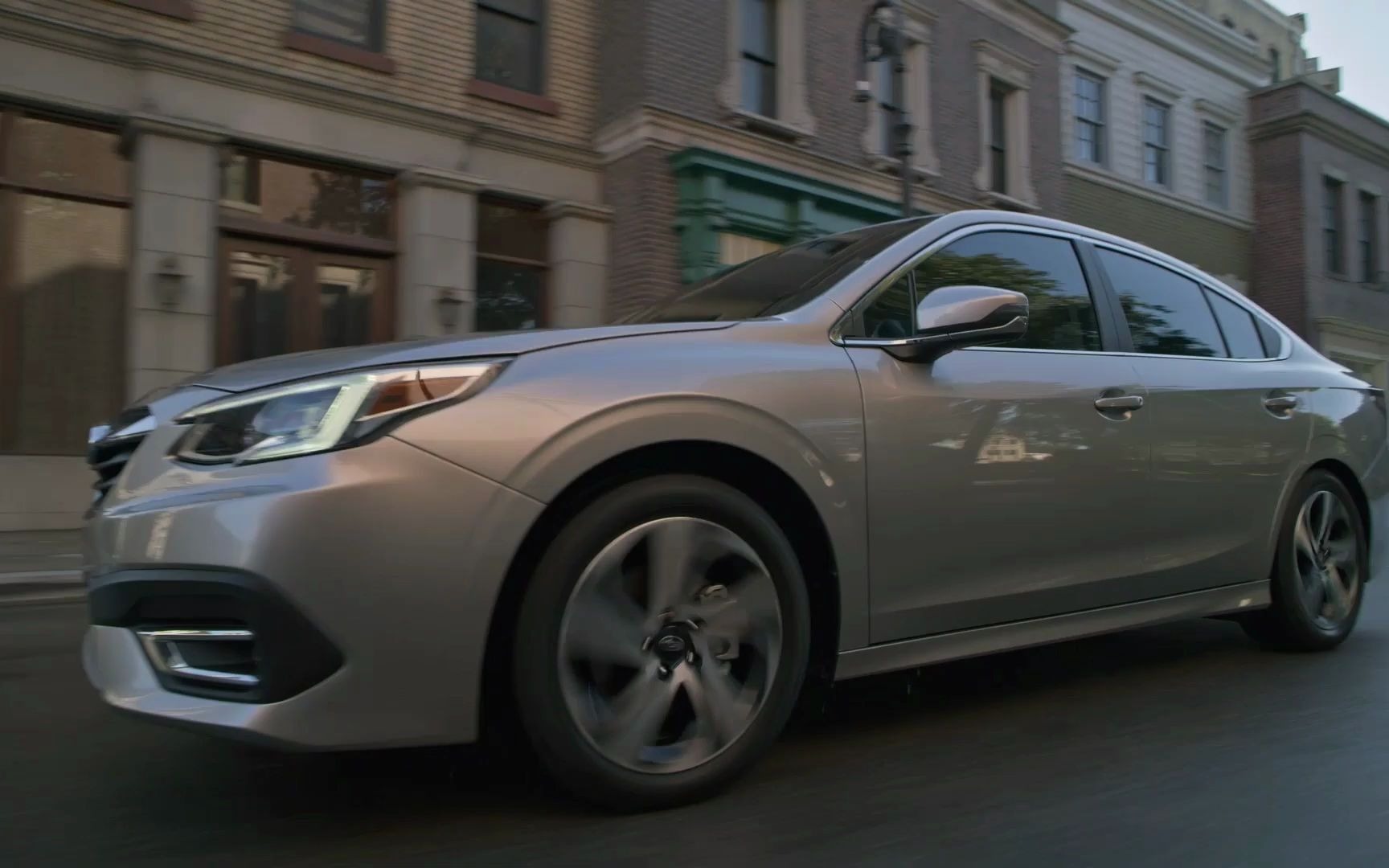 2021款斯巴鲁(subaru)力狮_搭2.4t引擎/配四驱系统