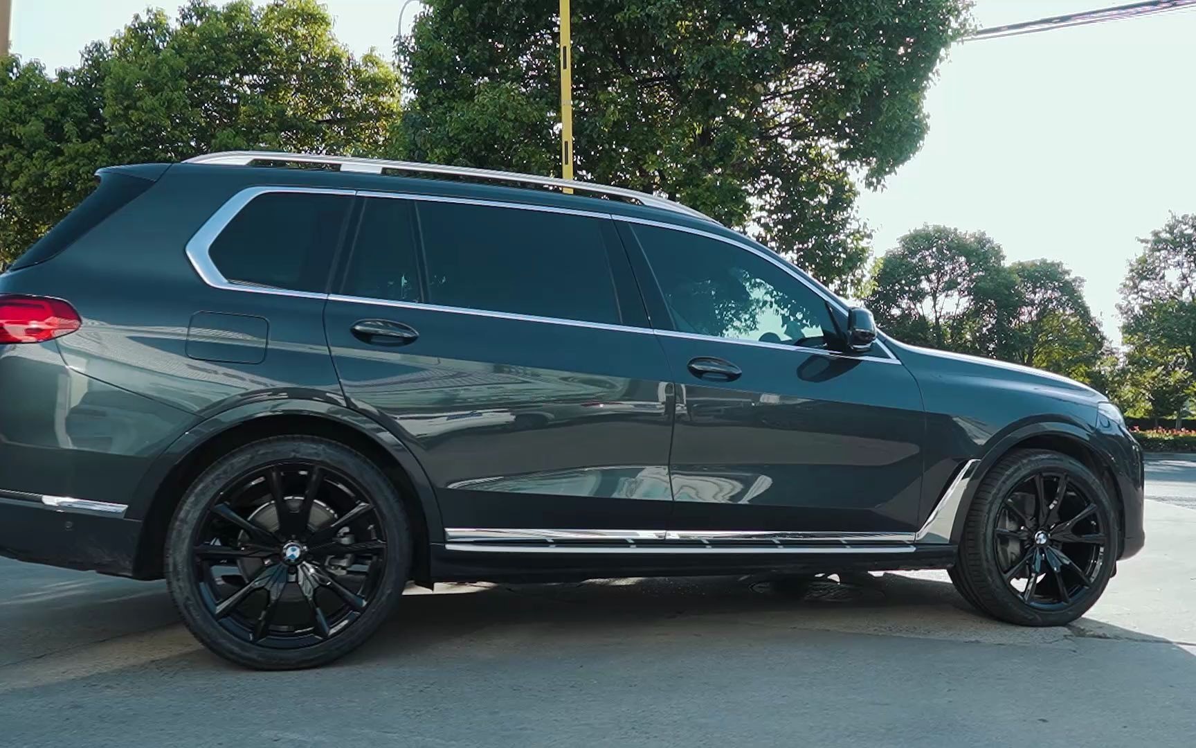 新款宝马x7原车21寸轮毂升级改装定制22寸亮黑色锻造轮毂