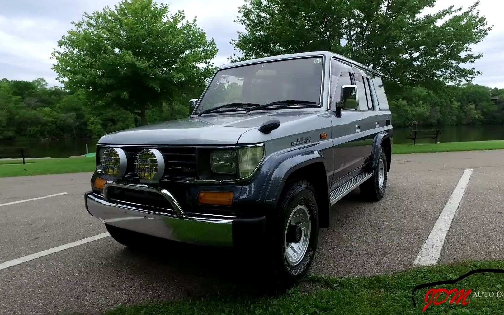 【日本老车实拍系列】——1993丰田陆地巡洋舰-普拉多