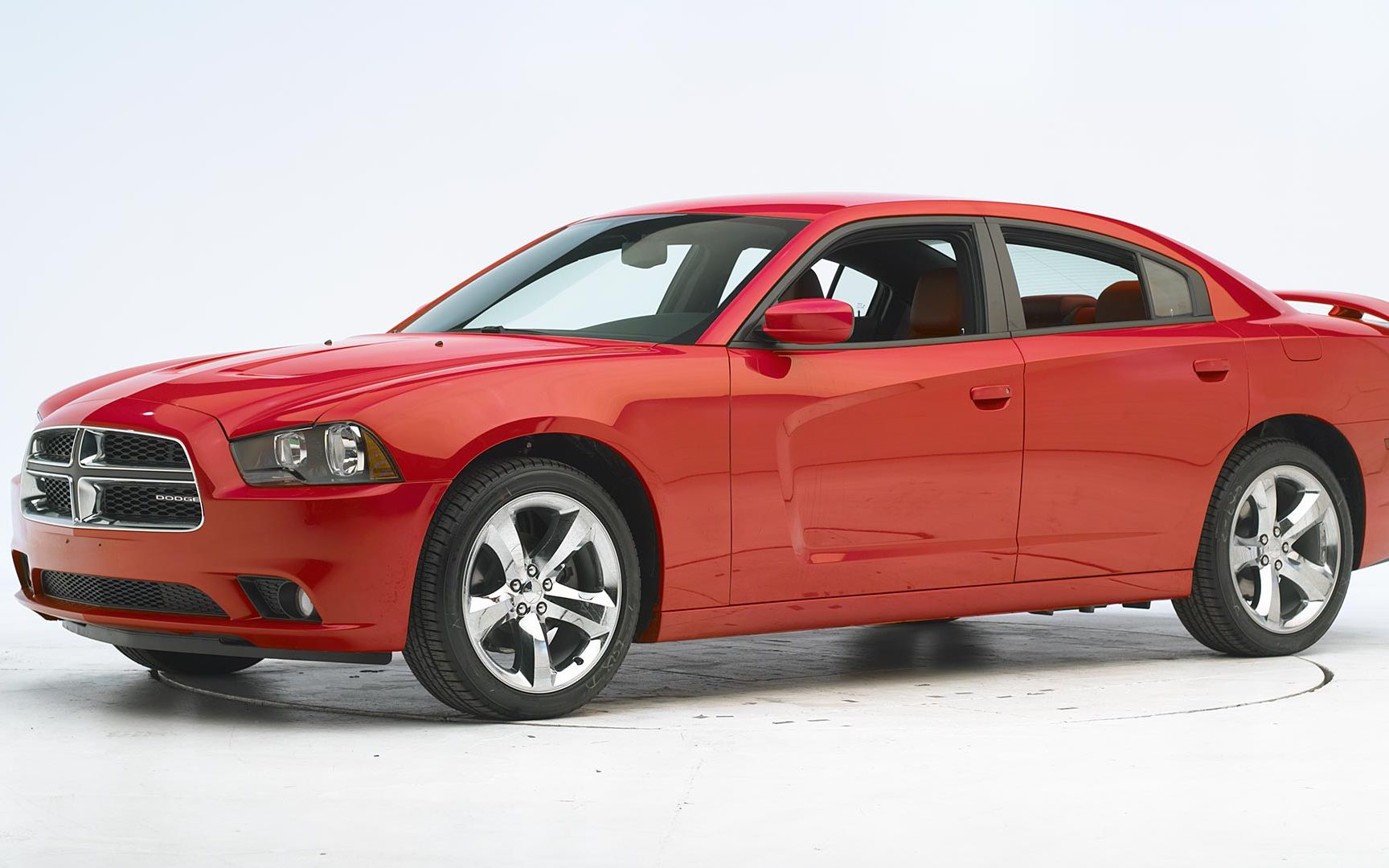 2011款 道奇 charger 美国高速安全保险协会 车顶强度测试