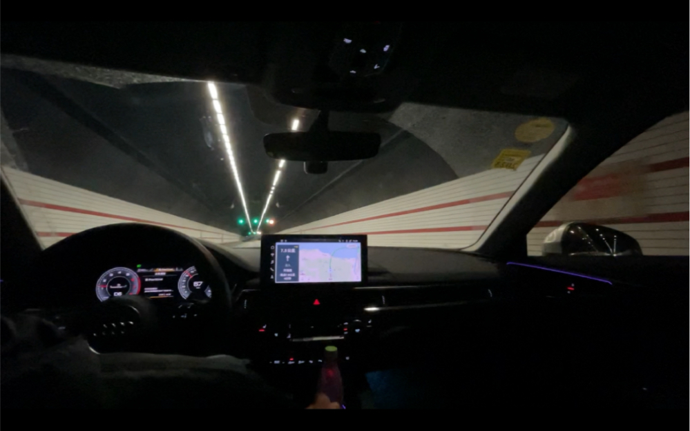 奥迪a4l夜间驾驶