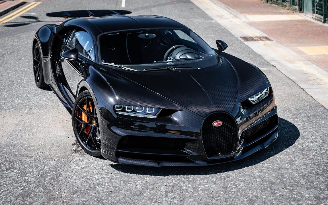 400万美元全碳布加迪chiron sport的伦敦驱行