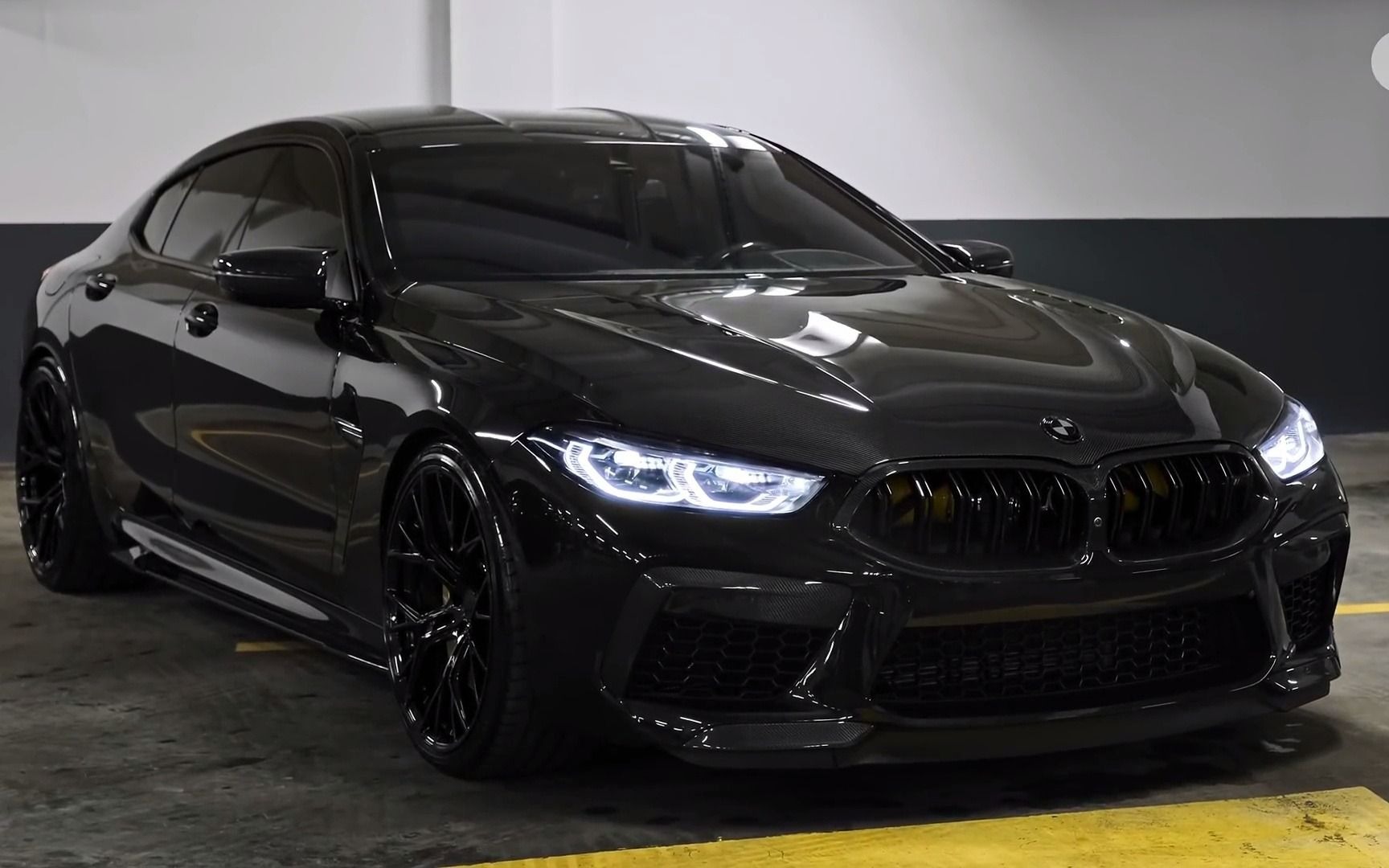 谁能拒绝加了天蝎排气的宝马m8呢