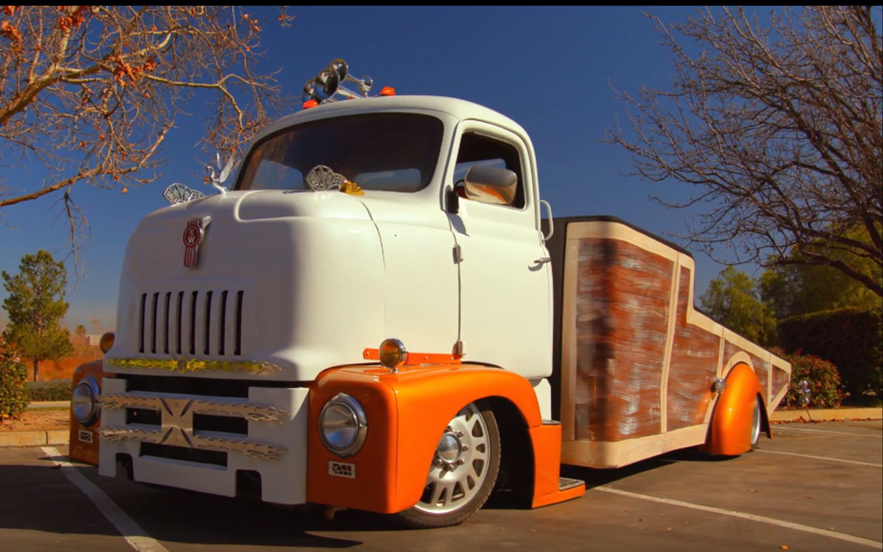 【改车大师】皮卡车竟然可以被改装成这样,老外的想象力太丰富了