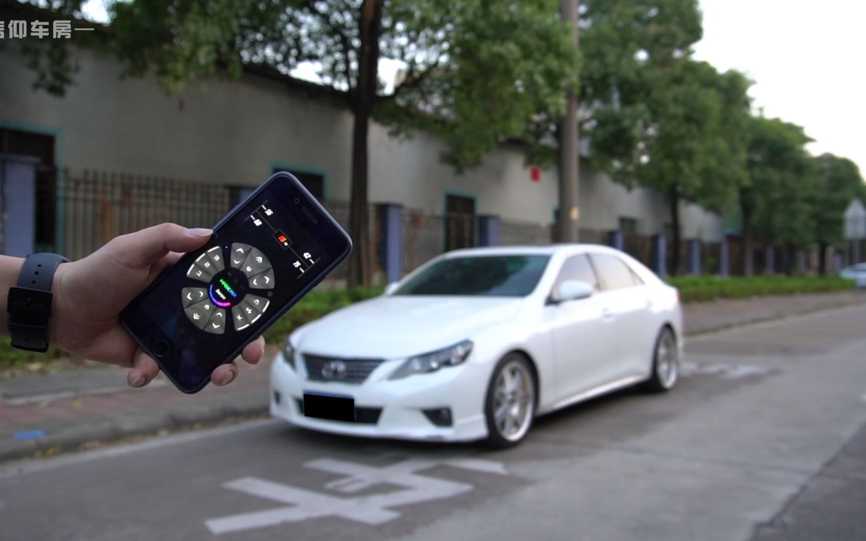 丰田锐志改装 magic air 气动避震 静态展示